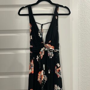 ILLA ILLA Black Dress with Floral Accents